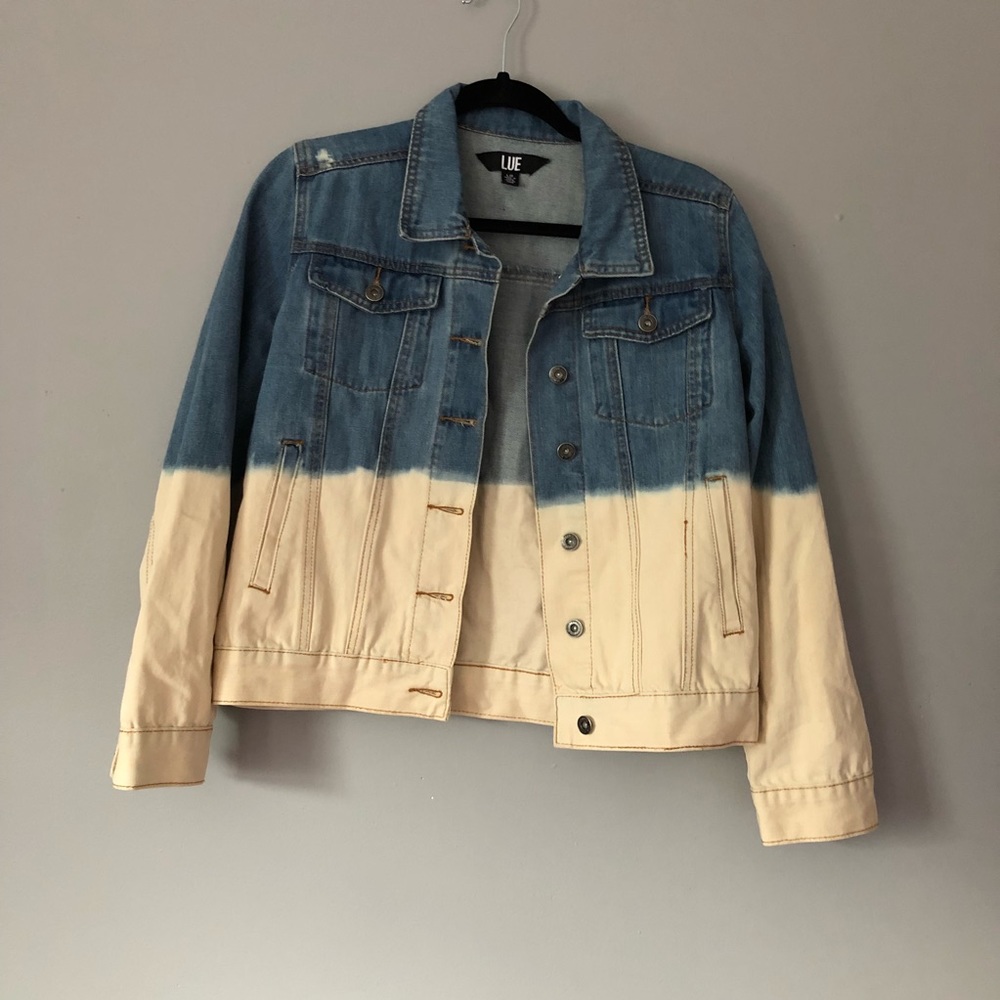 Lue Denim Distressed Jacket Size Large ⚫️